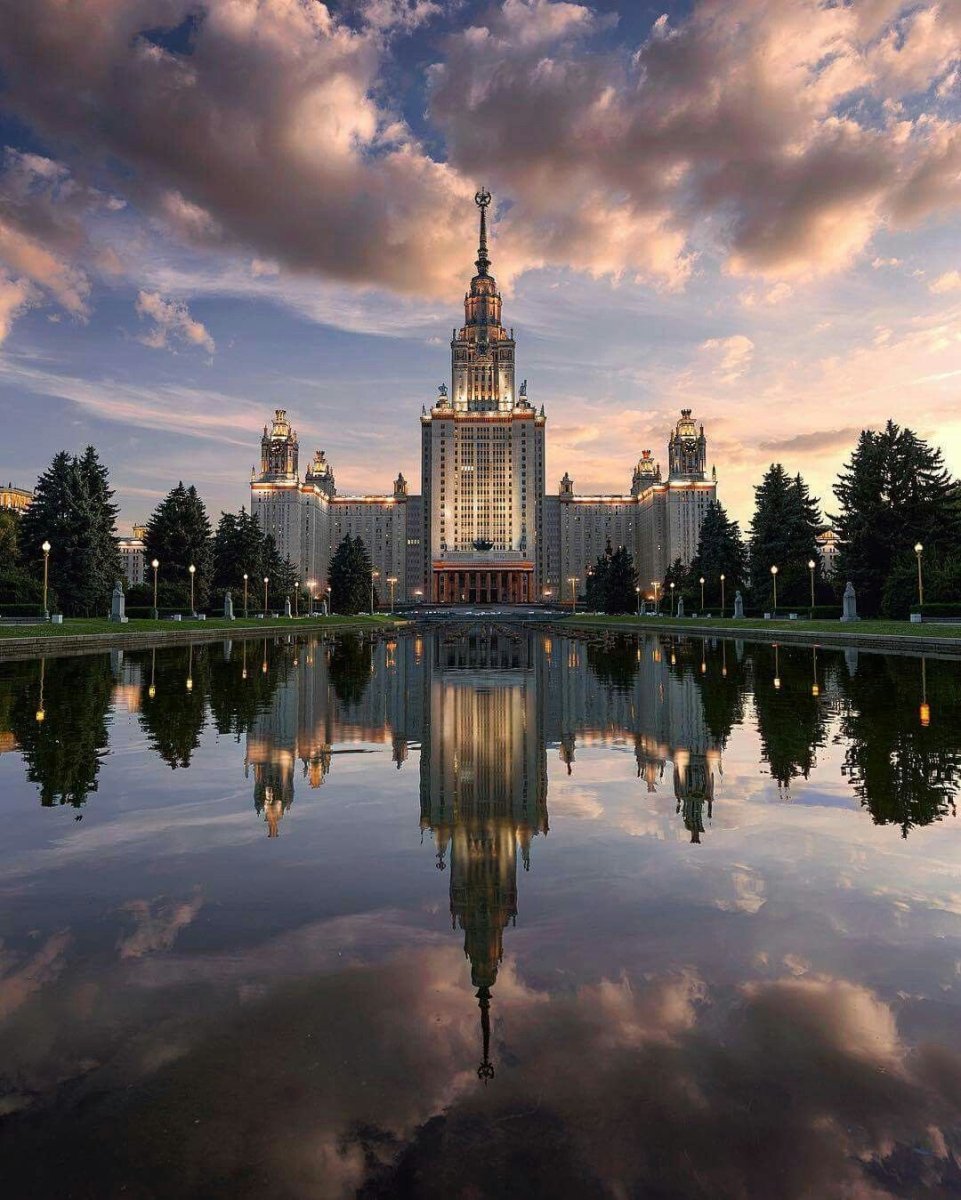 Москва высотки МГУ Сити