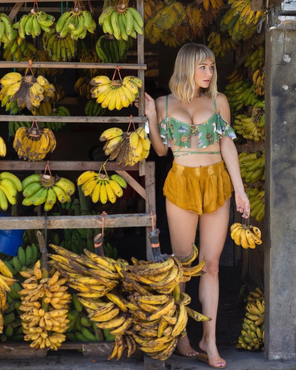 Фотомодель Banana