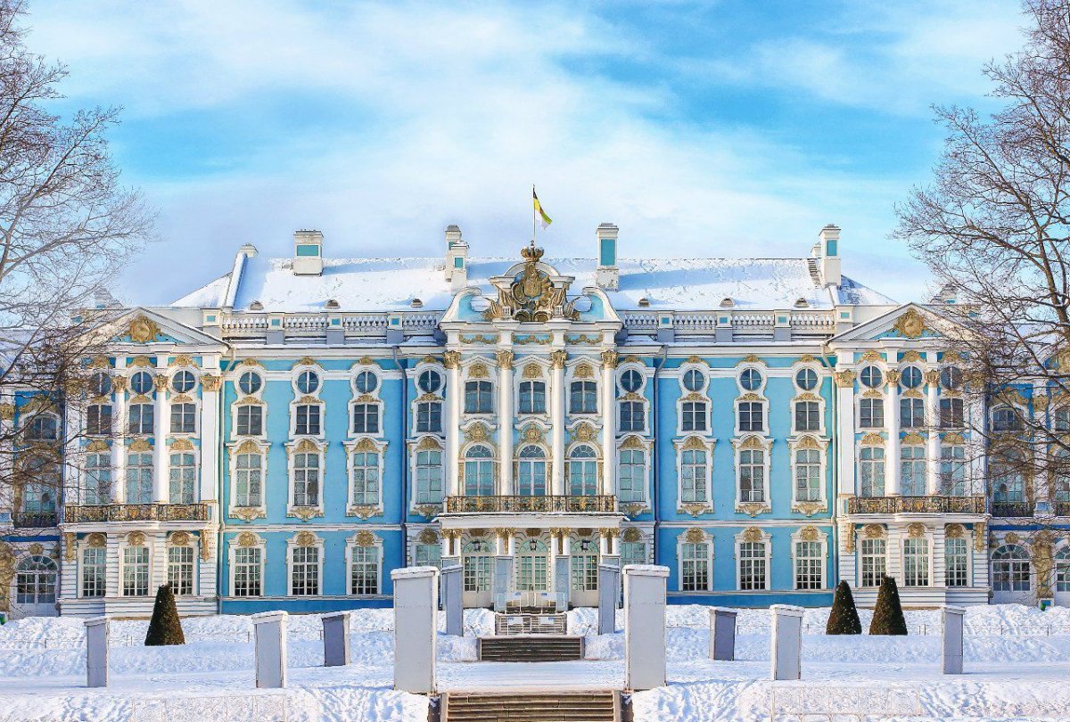 Зимний Екатерининский дворец в Санкт-Петербурге