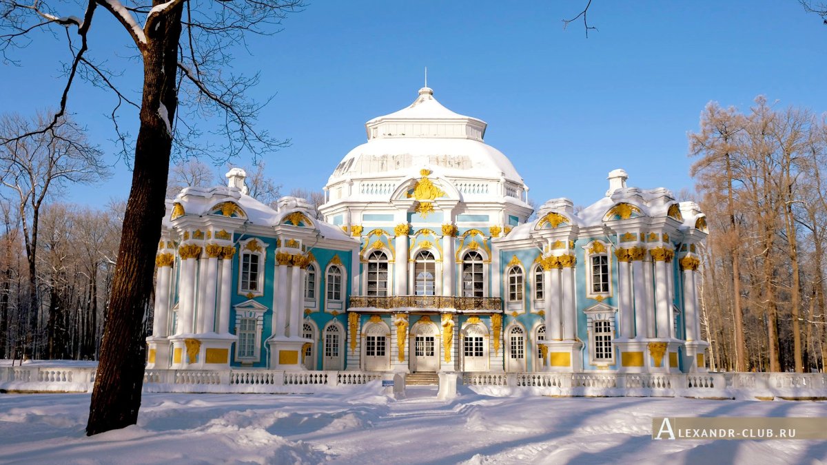 Екатерининский дворец в Царском селе зимой