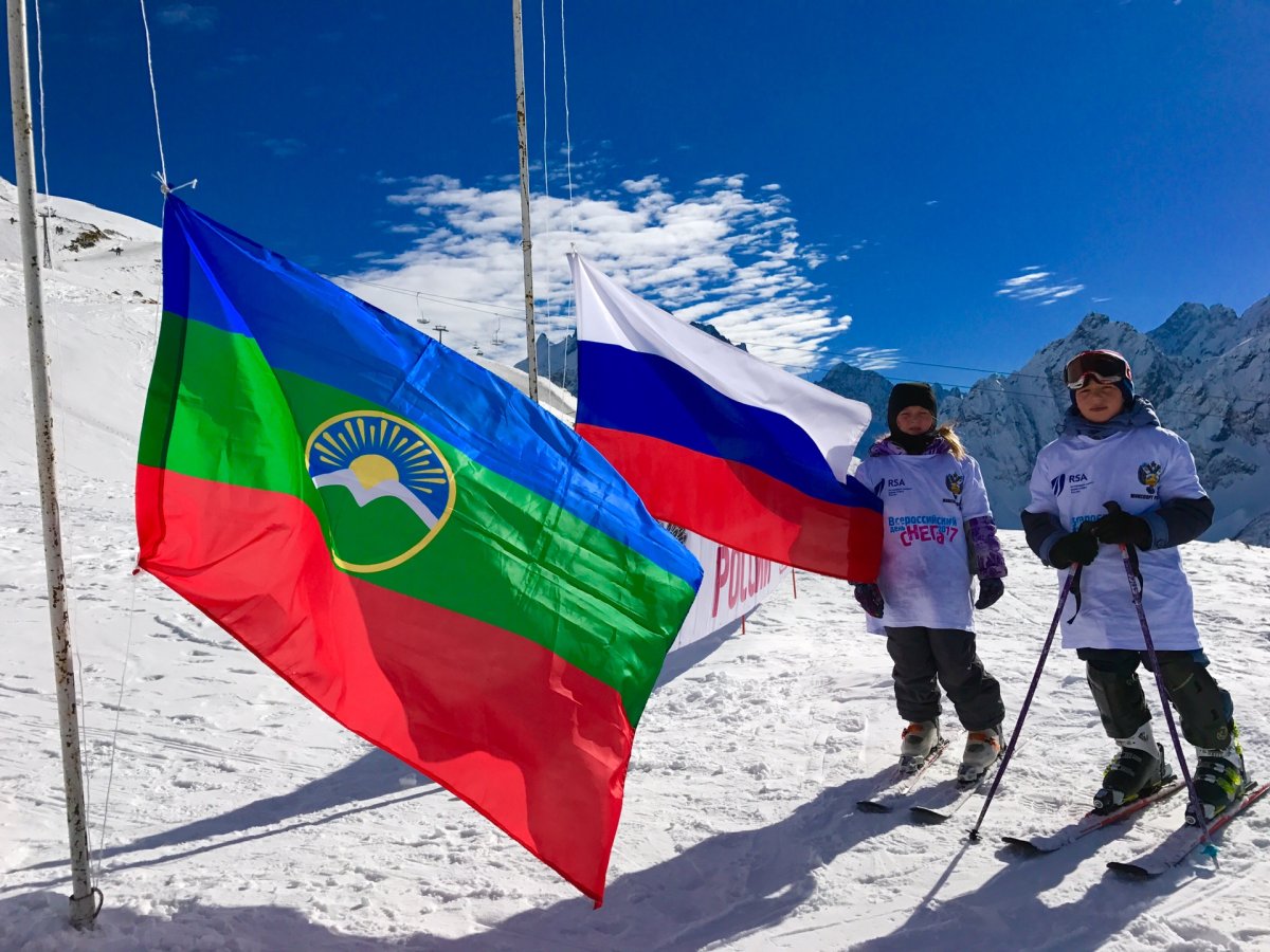 Флаг Карачаево-Черкесии