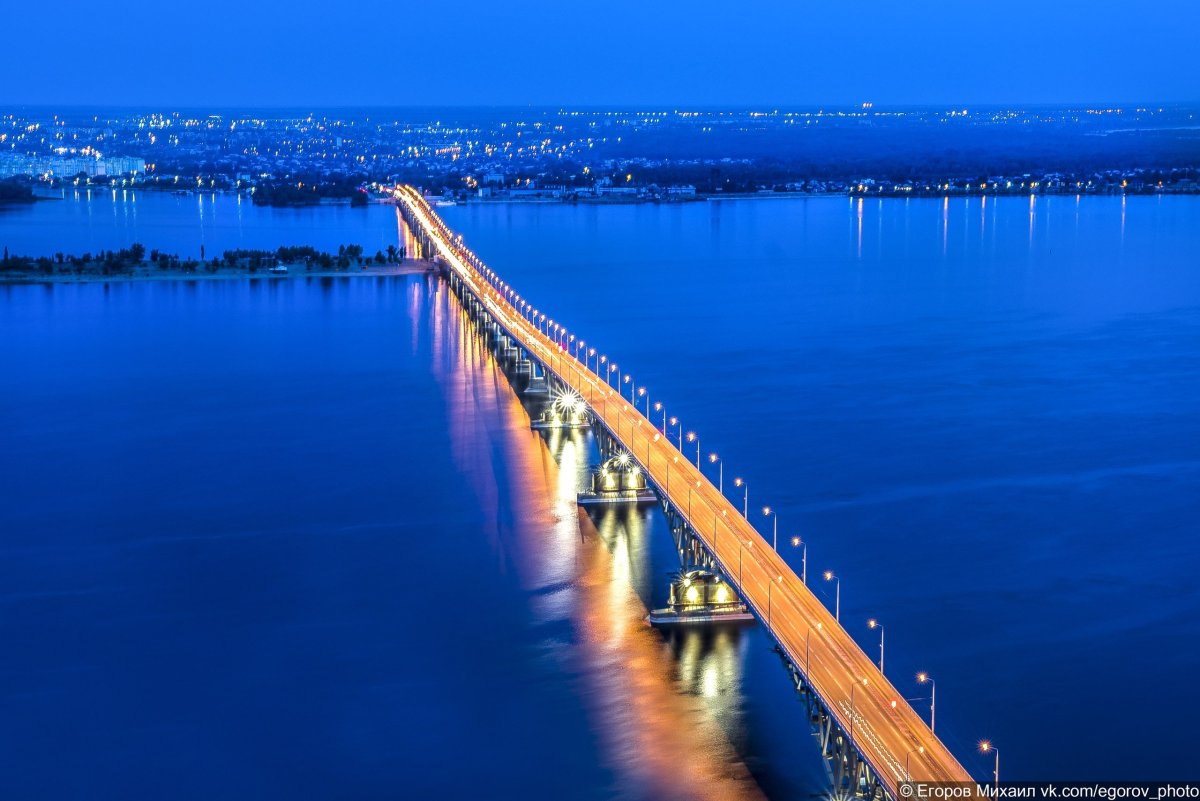 Река Волга мост Саратов Энгельс