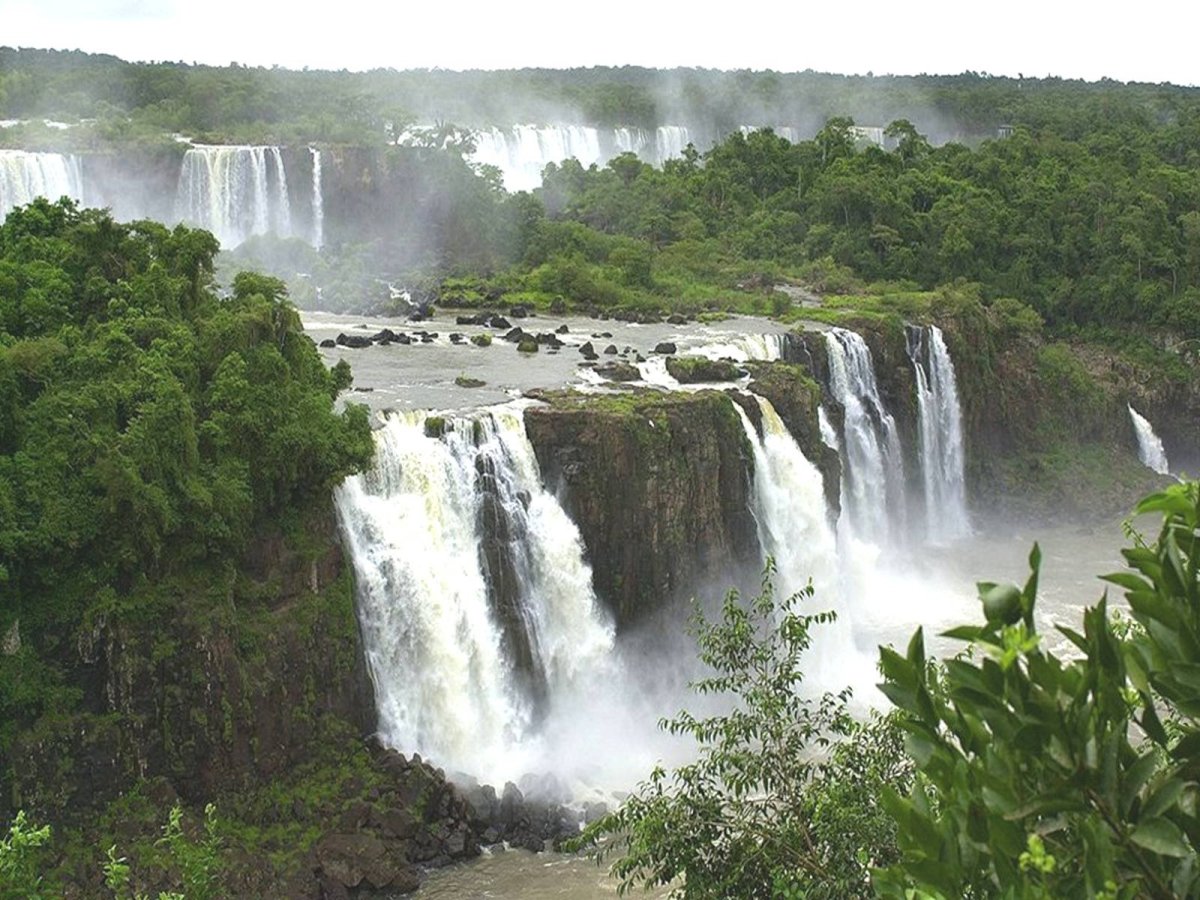 Райский водопад Южная Америка
