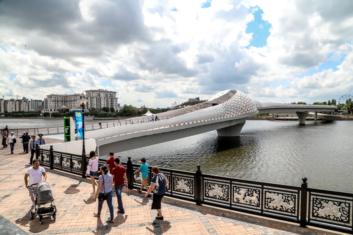 Мост рыба Астана