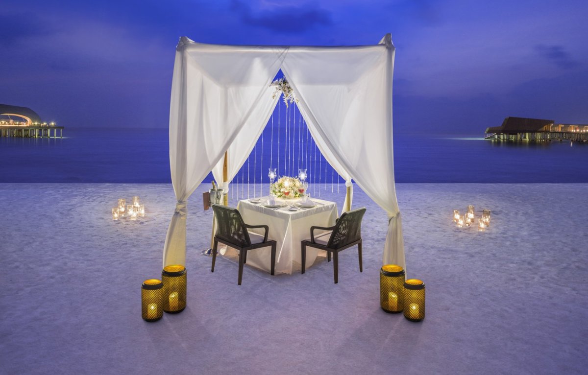 Романтический ужин на Мальдивах