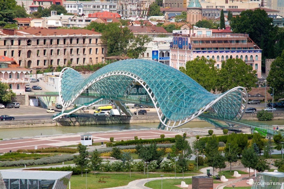 Мост мира (2010). Тбилиси. Грузия