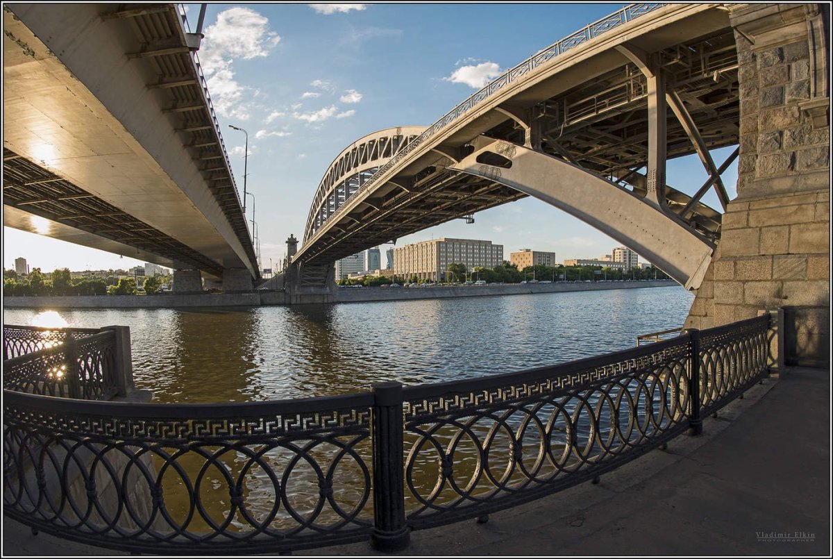 Москва, Андреевский и Краснолужский мосты