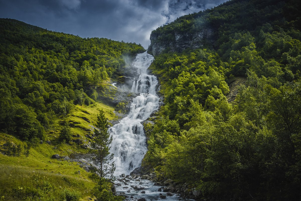 Норвегия река водопад горы