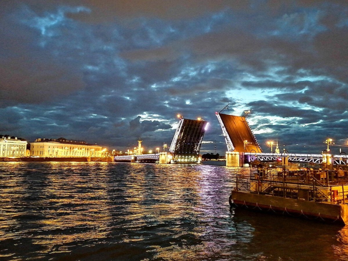 Разводные мосты в Санкт-Петербурге Дворцовый мост