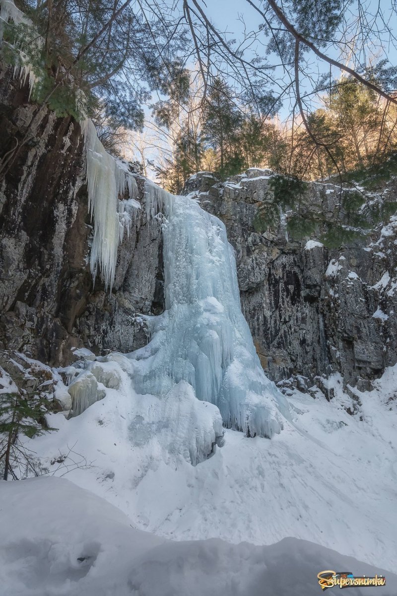 Камышлинский водопад зима
