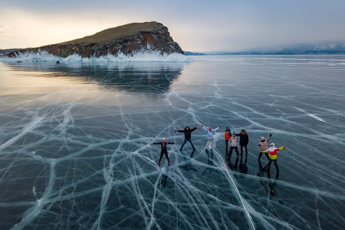 Пляжи Байкала зимой