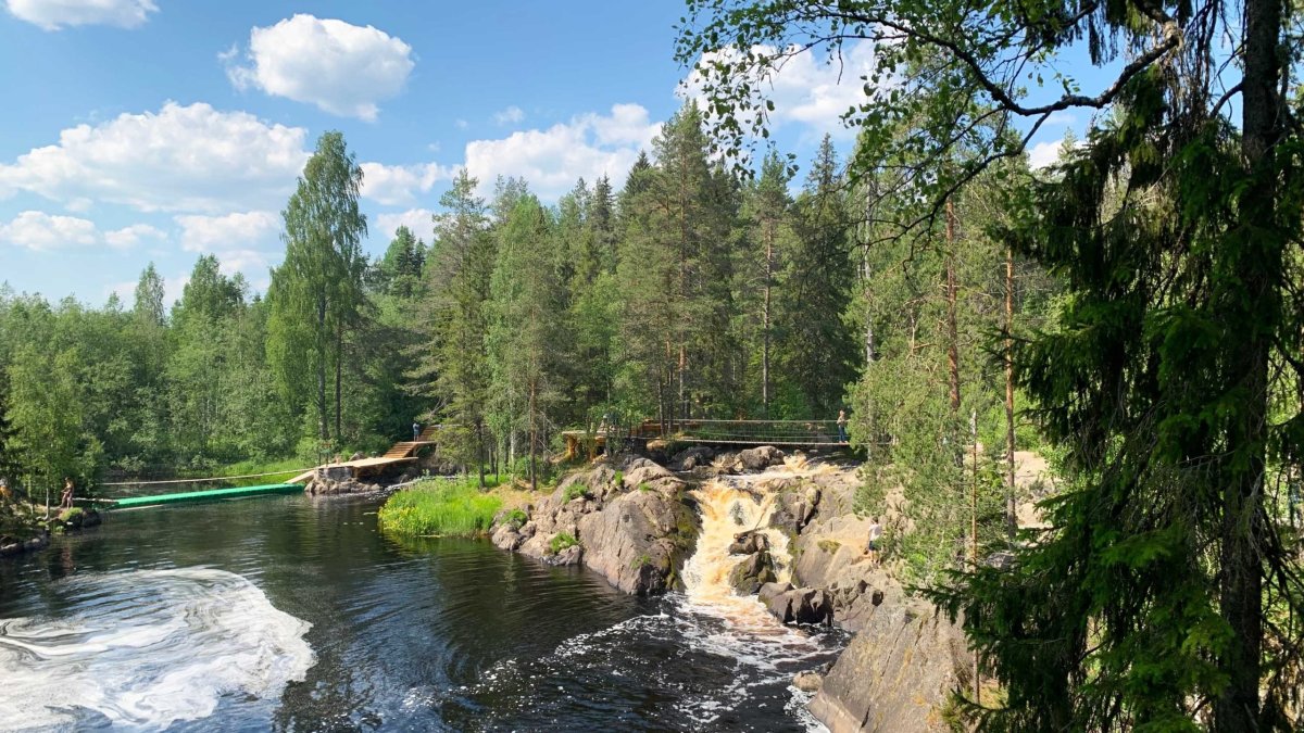 Рускеальские водопады экотропа