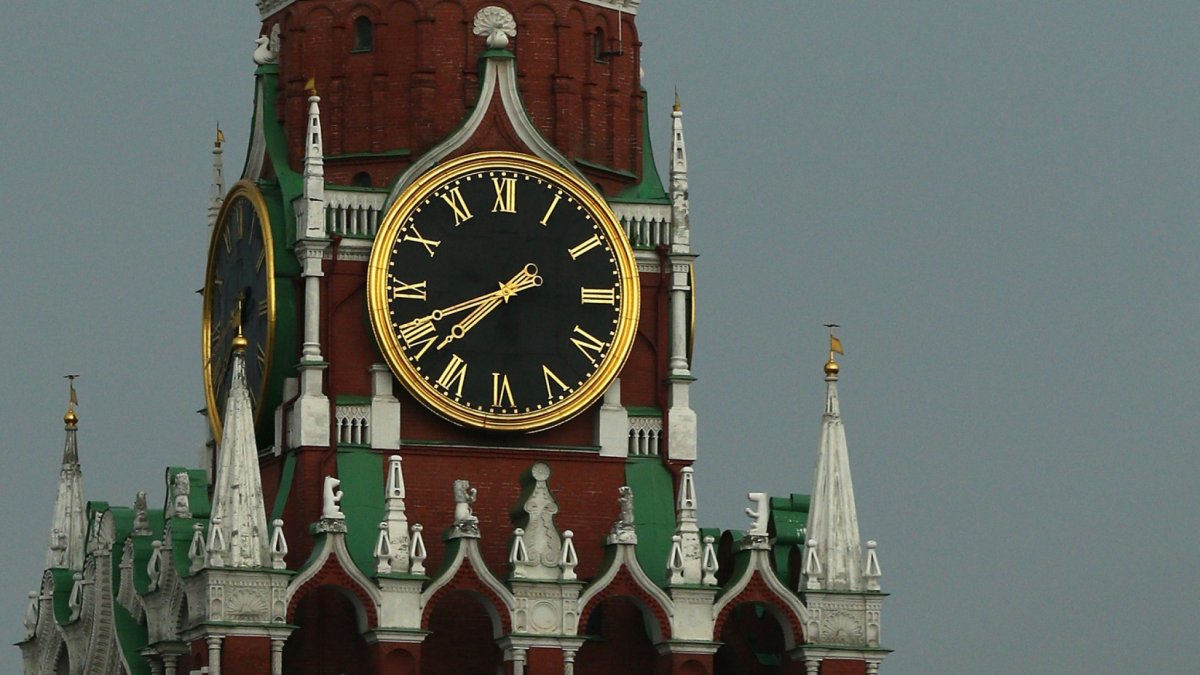 Куранты на Спасской башне Московского Кремля