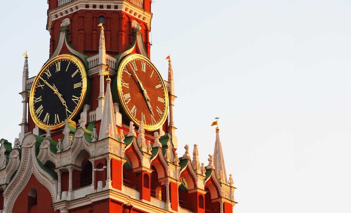 Часы-куранты на Спасской башне Московского Кремля