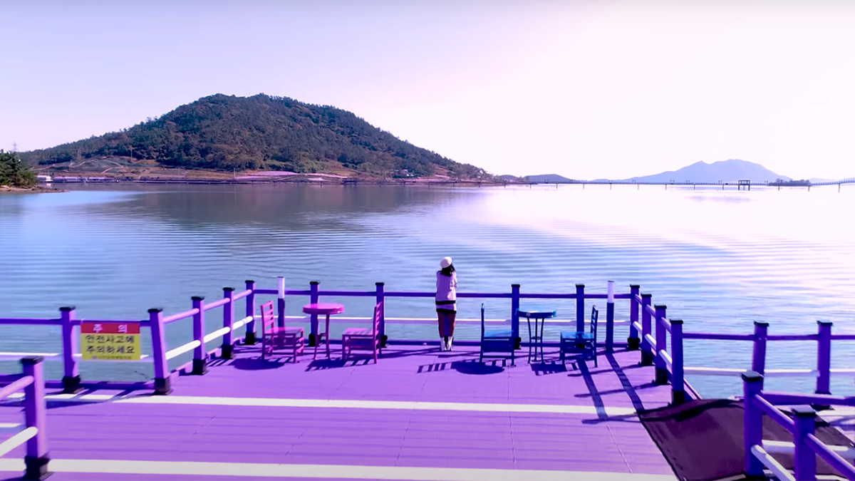 Фиолетовый остров в Южной Корее