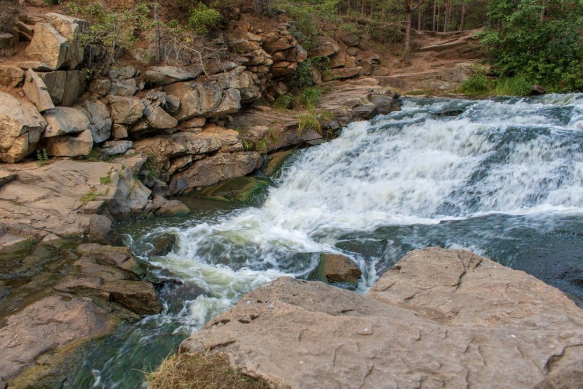 Южаковский водопад