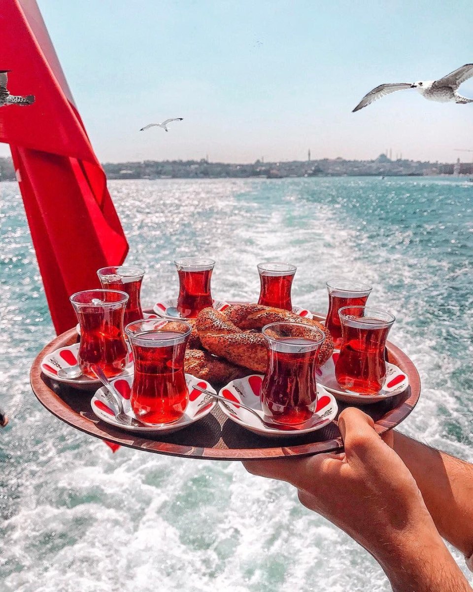Турецкий чай и море