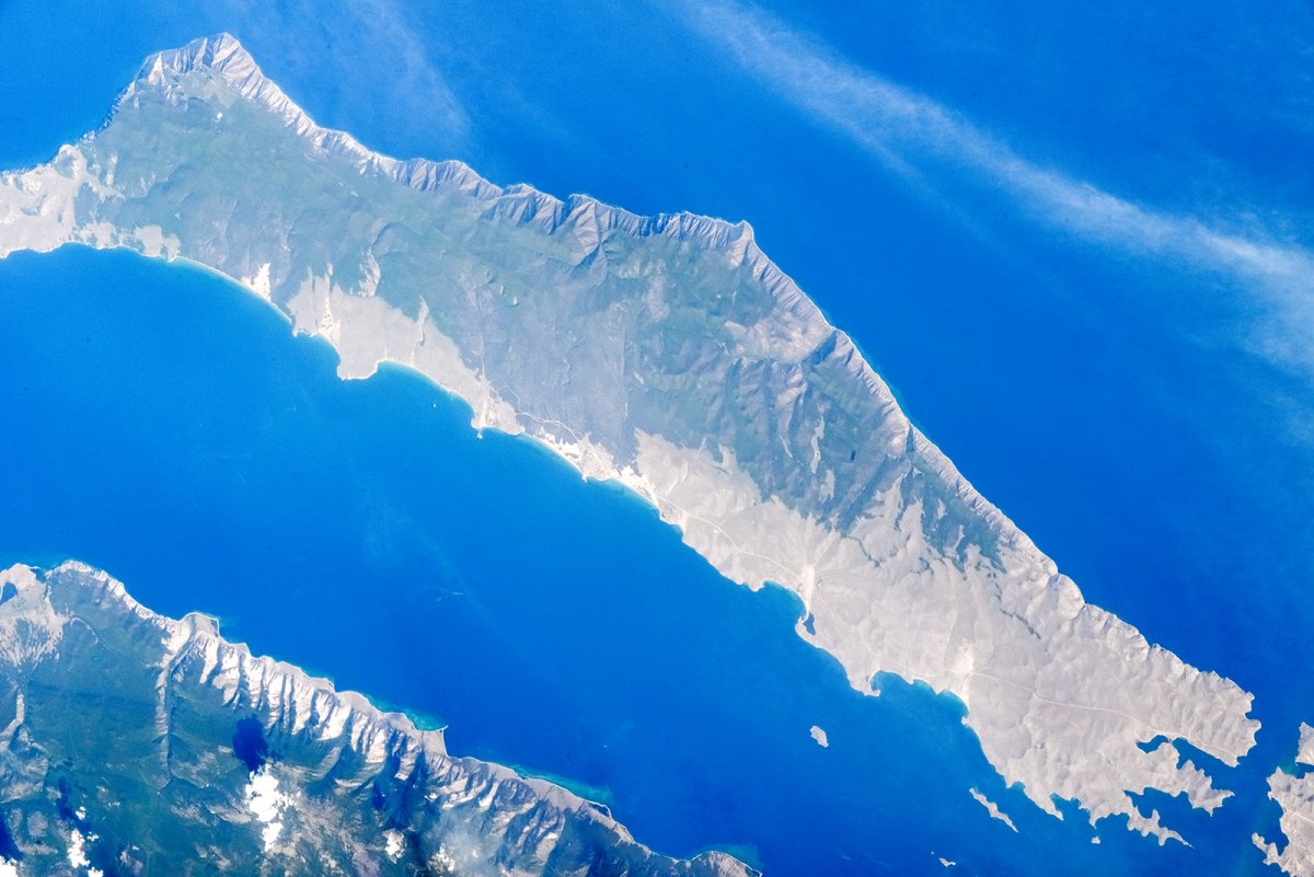 Снимок с космоса острова Ольхон