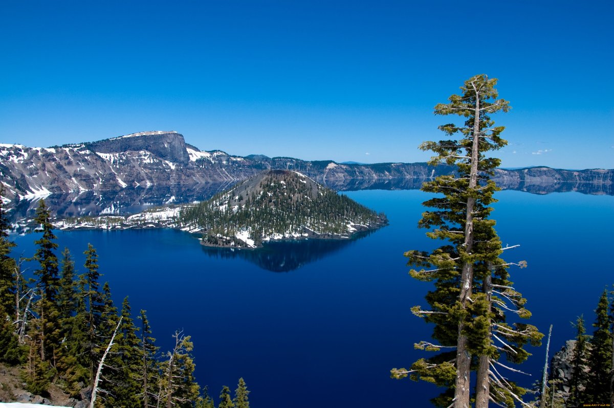 Кратерное озеро в Орегоне