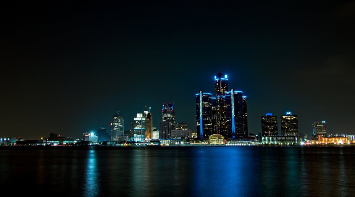 Город Детройт ночь