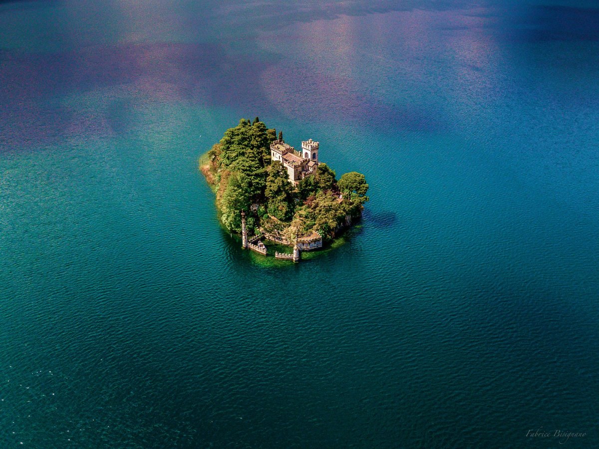 Экологический остров в Италии