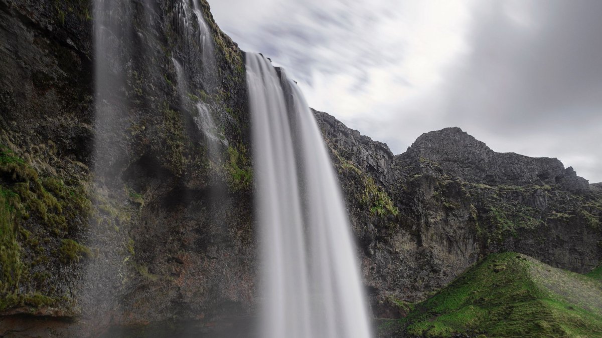 Водопад Годафосс Исландия живые обои