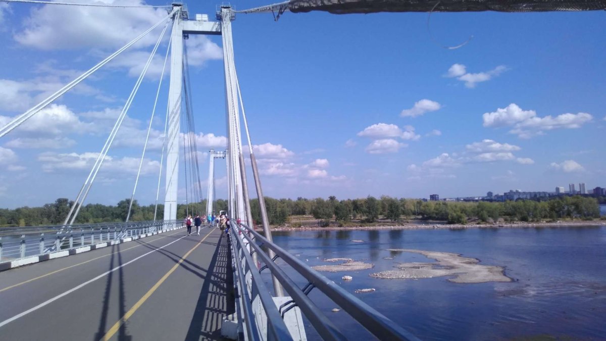 Красноярск набережная мост Татышева