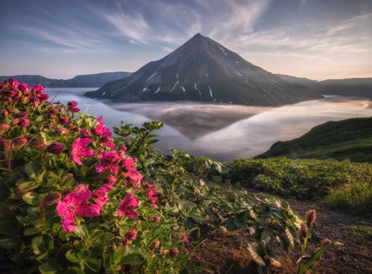 Вулкан Креницына Курильские острова фото