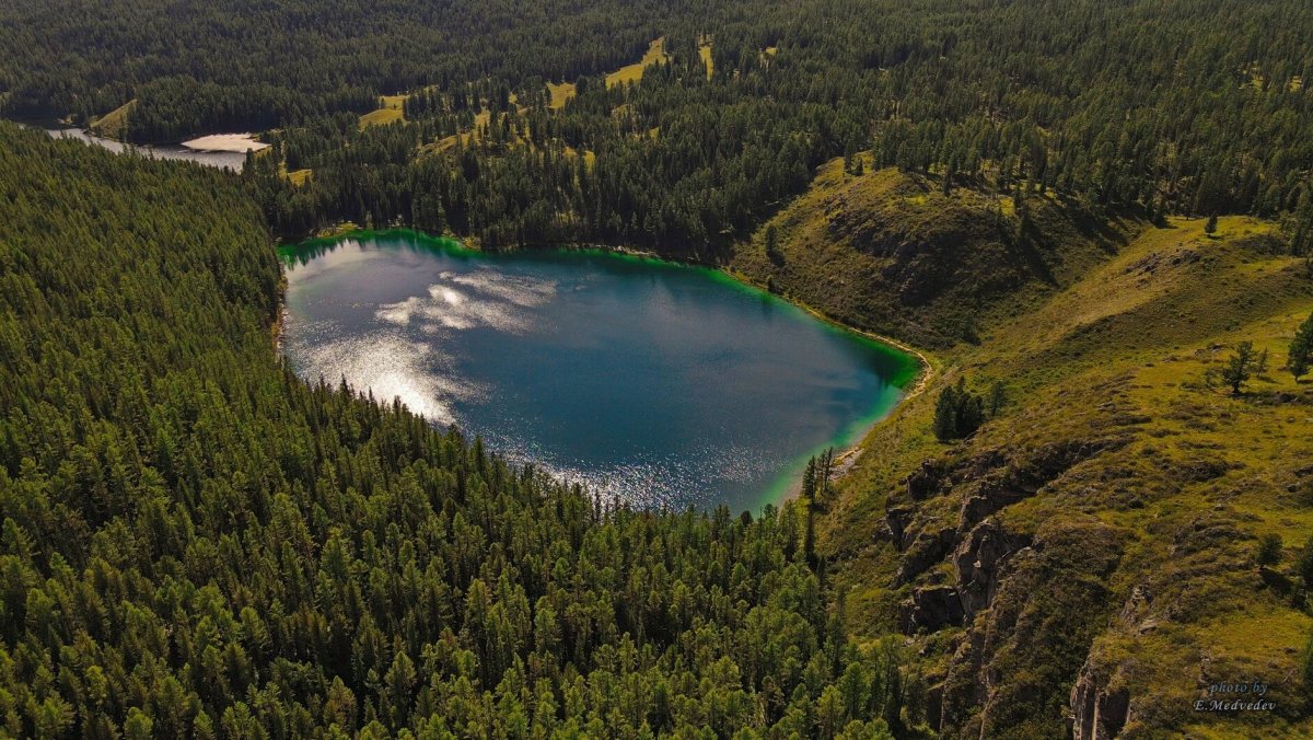 Озеро учкёль Алтай