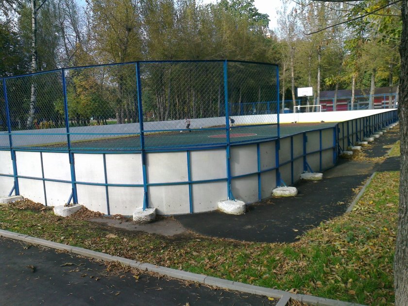Хоккейная коробка
