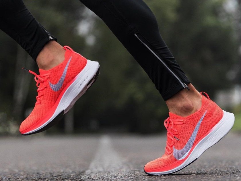 Кроссовки Running