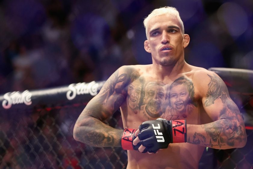 Оливейра боец UFC