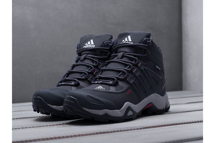 Ботинки adidas Terrex Winter черные