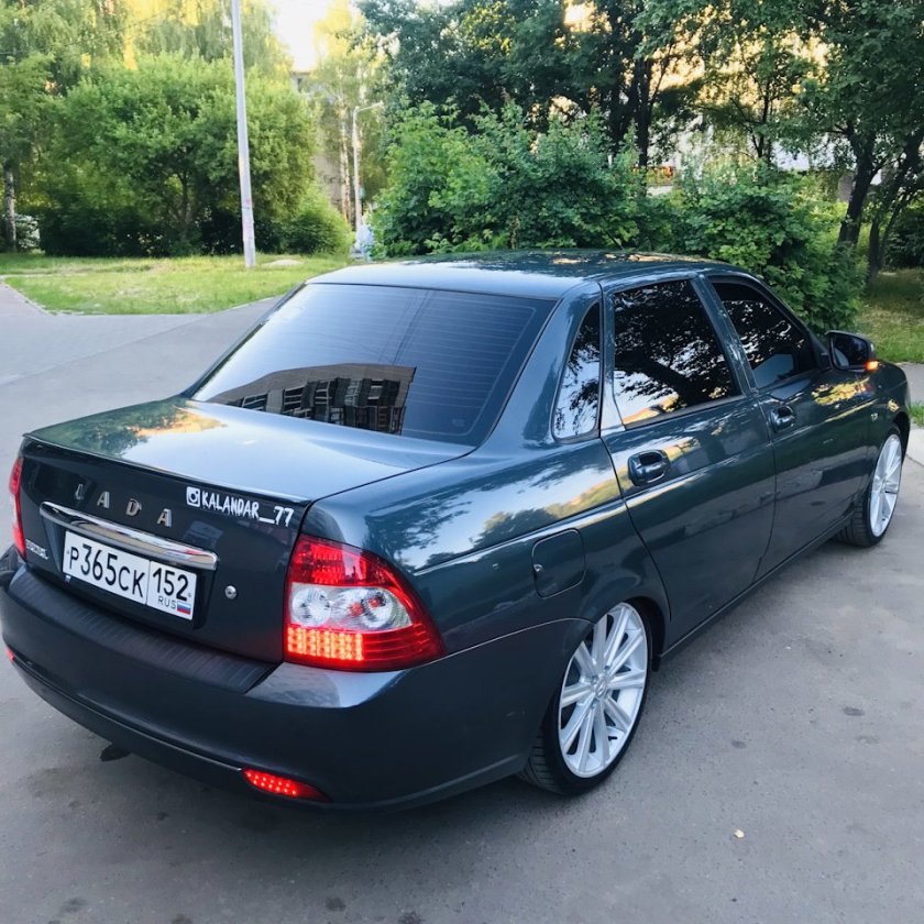 Лада Приора Борнео