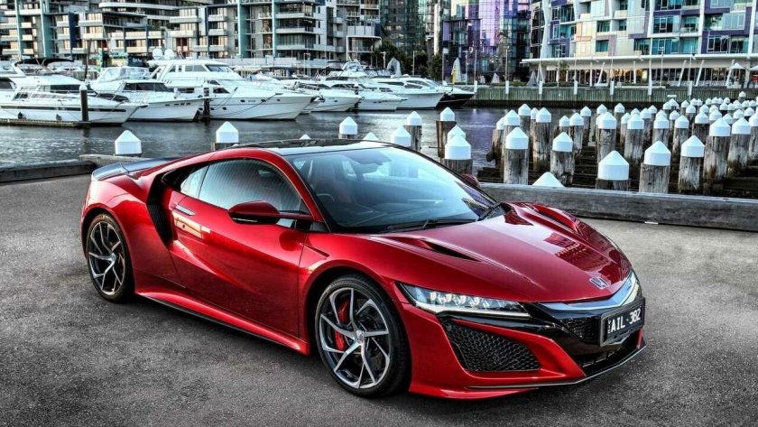Honda спорткар NSX