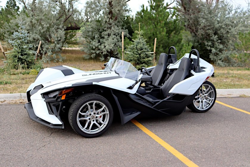 Трицикл Поларис Slingshot