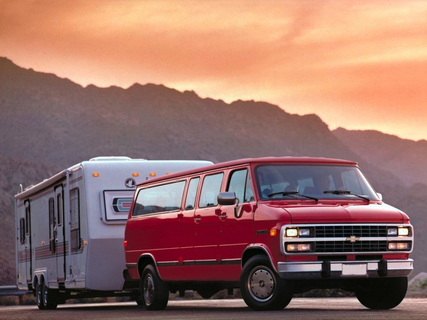 Фургоны Chevrolet chevy van
