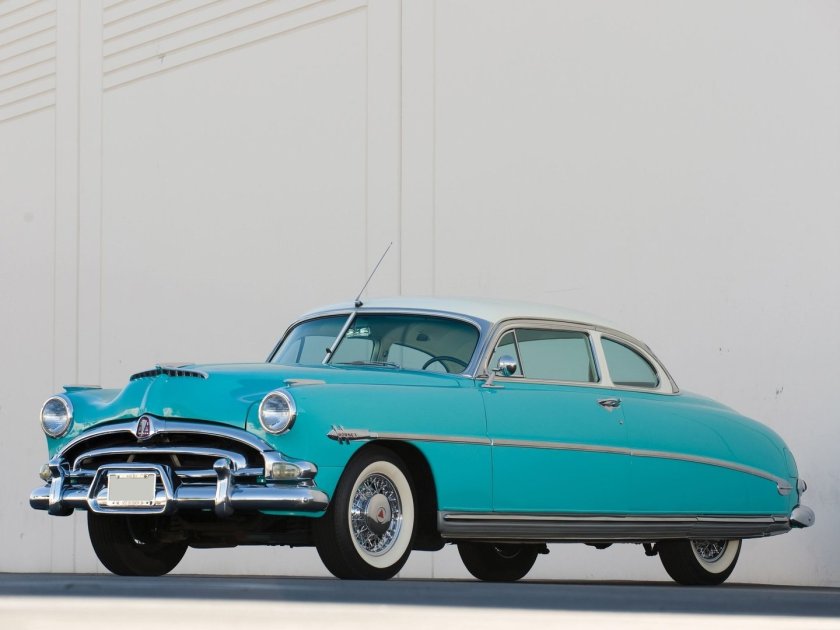 Машина Hudson Hornet