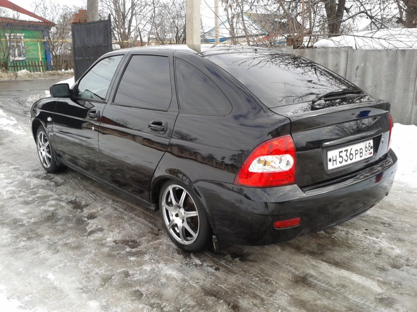 Лада Приора хэтчбек
