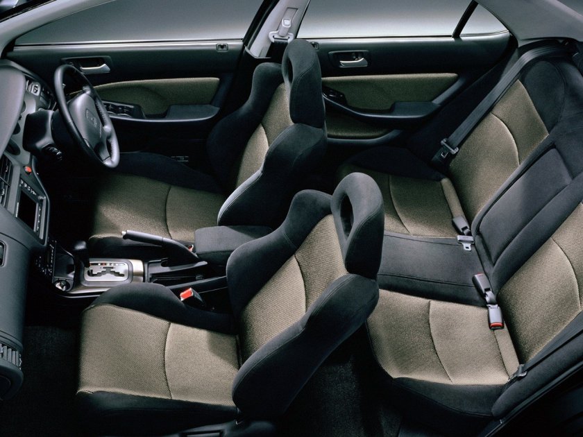 Honda Torneo Sir салон
