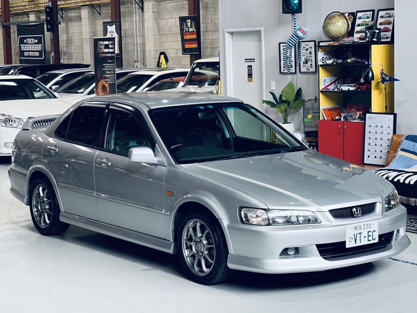Honda Accord Euro r