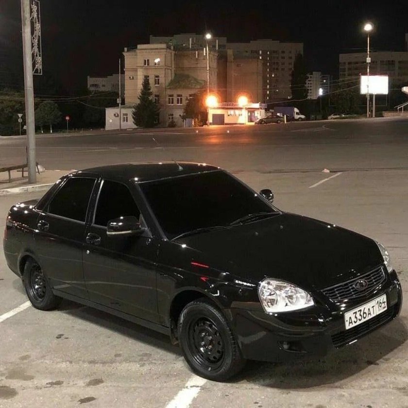 ВАЗ Приора черная
