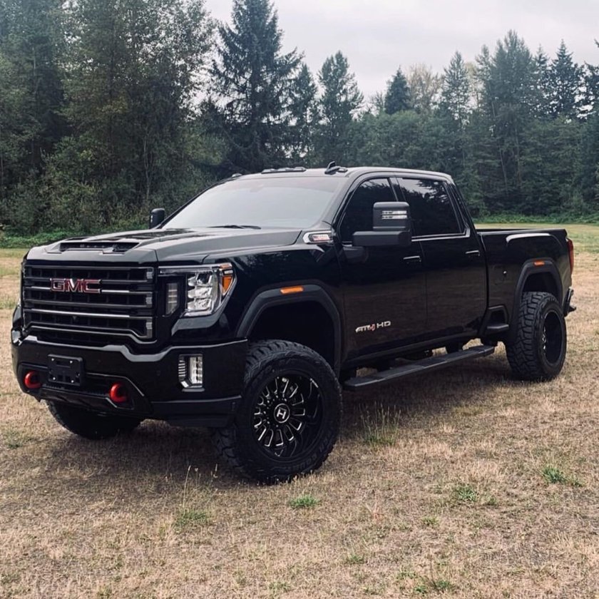 Пикап GMC Sierra