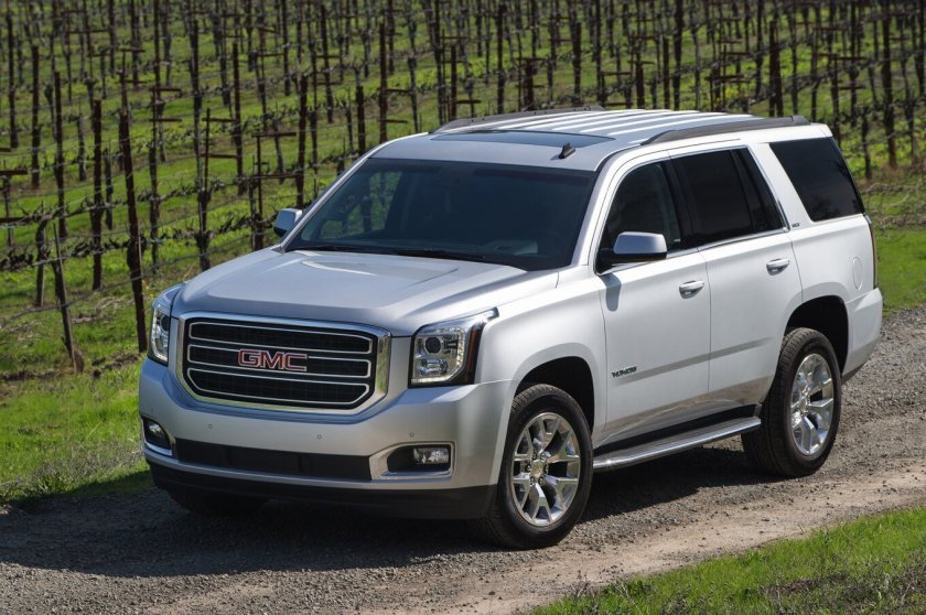 GMC Юкон машина