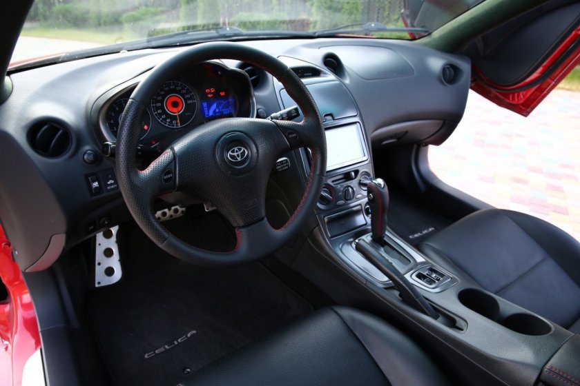 Toyota Celica салон