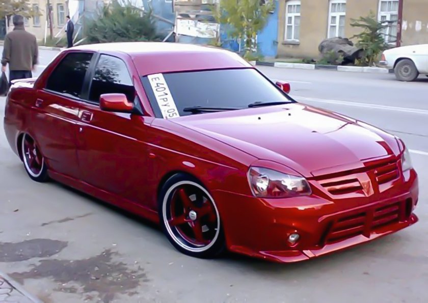 Тюнингованная Лада Приора седан