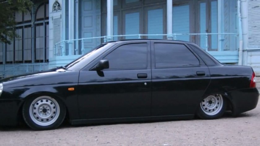 Прибора чёрная танированая занизиная