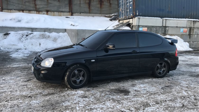 Лада Приора хэтчбек купе