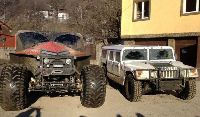 Hummer vs Jeep