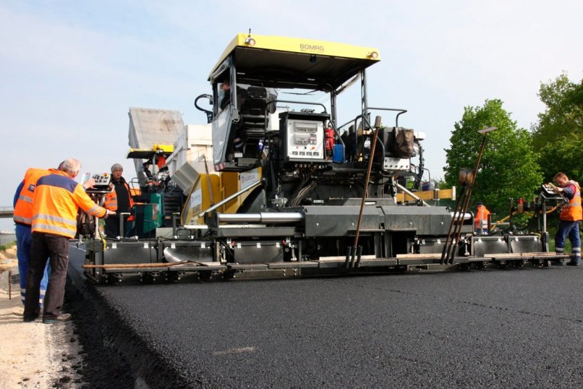 Плита асфальтоукладчика Bomag